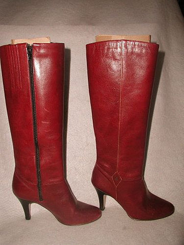 Aigner women's boots leather pristine vintage estate
