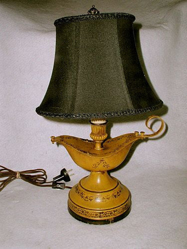 Yellow Tole Lamp Aladdin's Style Rewired Early 1900's