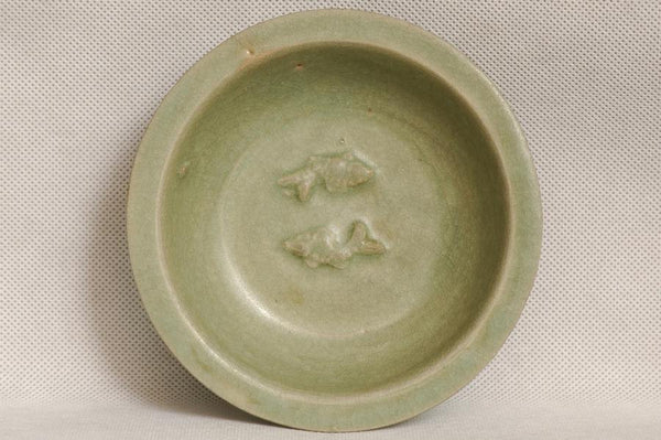Chinese Song Dynasty Longquan Celadon Dish w Fish , 1000 AD
