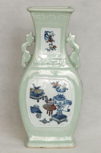 Chinese Qing Blue and Red Porcelain Vase Qianlong Mark & Period