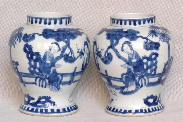 Pair of Chinese Qing Blue and White Jar Kangxi Mark , 19C